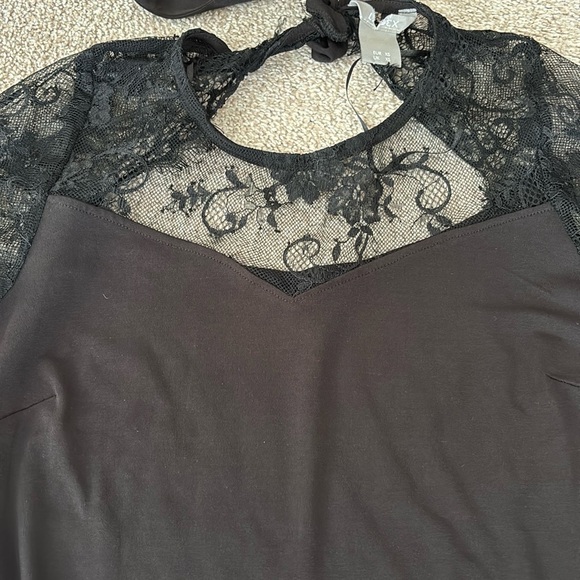 Polyester Lace Top - Picture 2 of 7